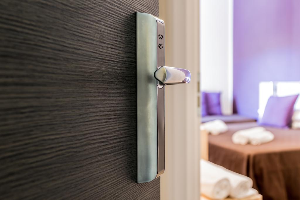 קרביה Hotel Antares חדר תמונה